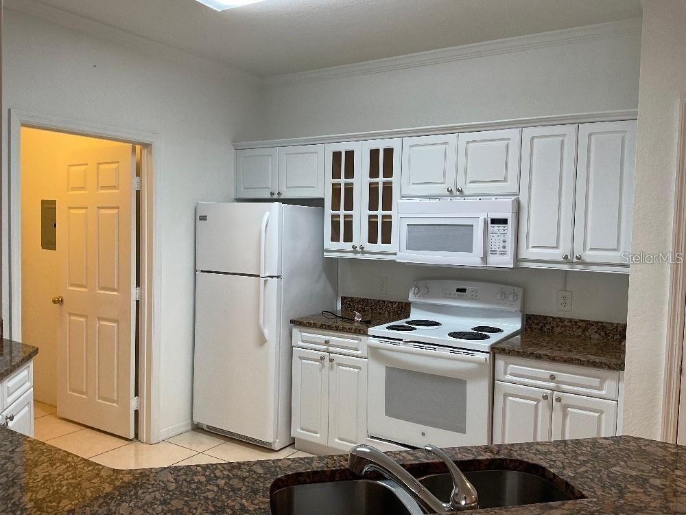 3701 CONROY ROAD 1822