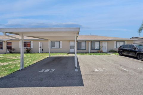 Photo of 283 Winter Ridge Boulevard #283, Winter Haven, FL 33881 (MLS # L4961145)
