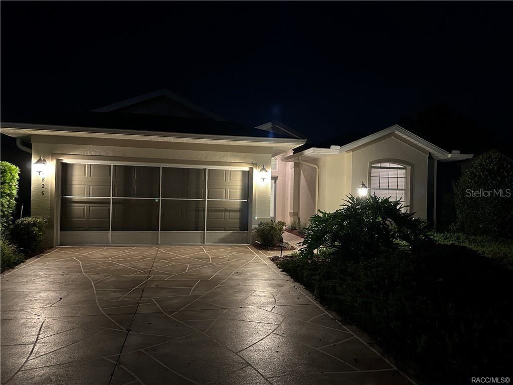 Photo of 1826 W Shanelle Path, Lecanto, FL 34461 (MLS # W7878077)