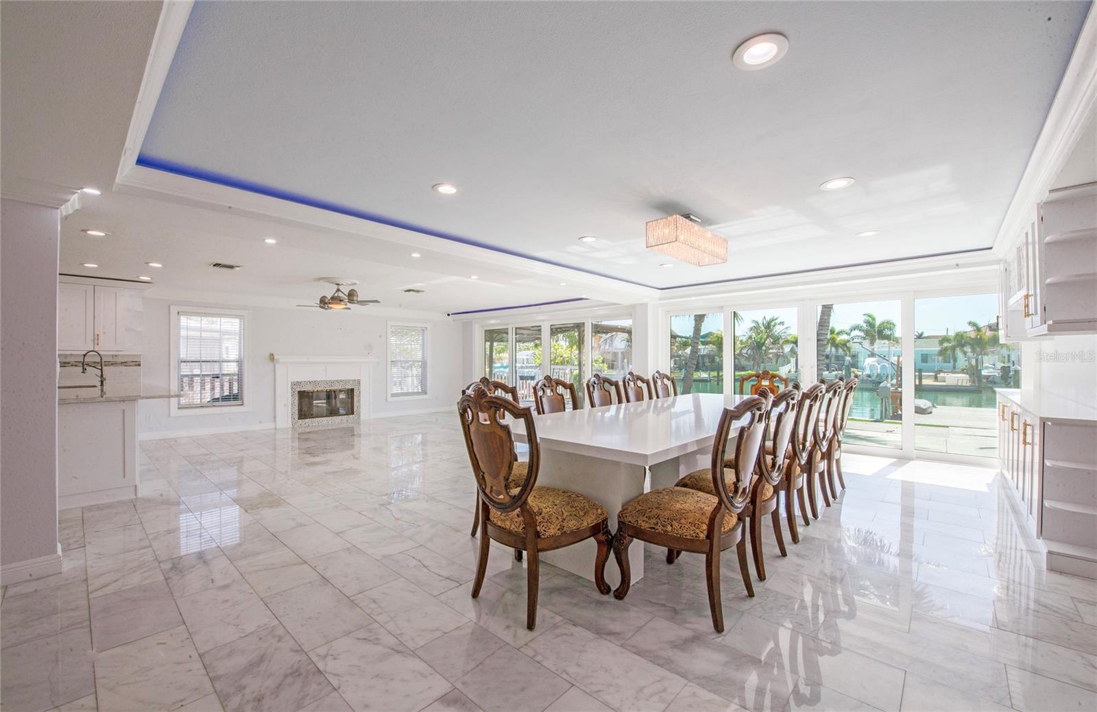 CRYSTAL ISLAND - Residential