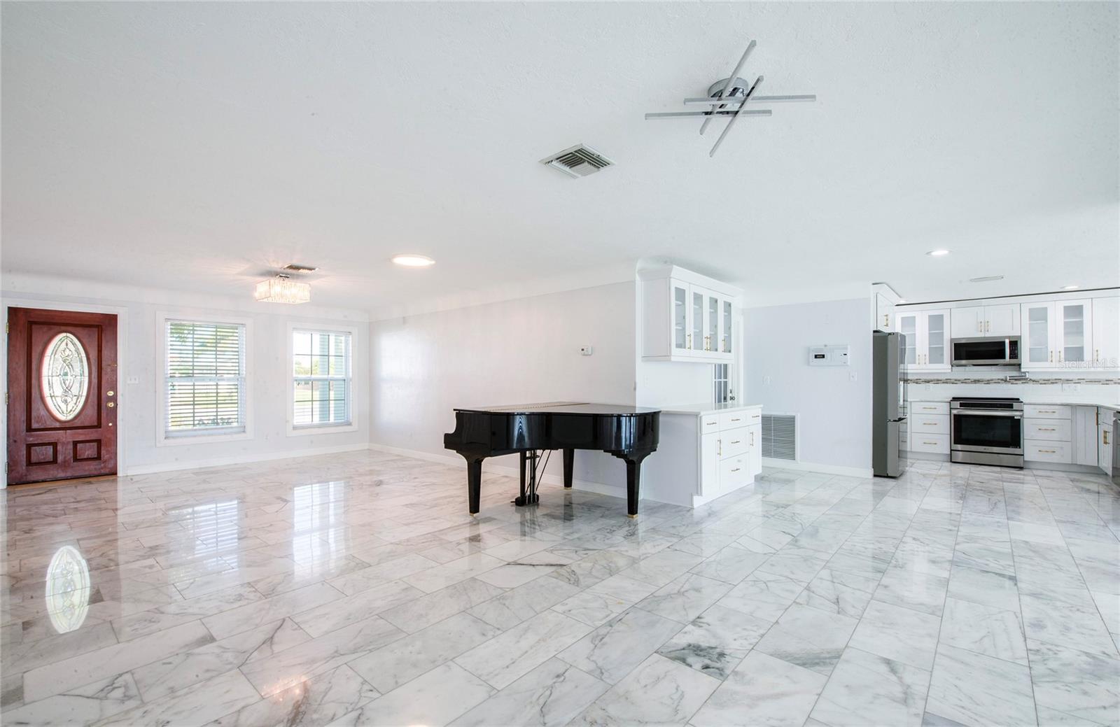 CRYSTAL ISLAND - Residential