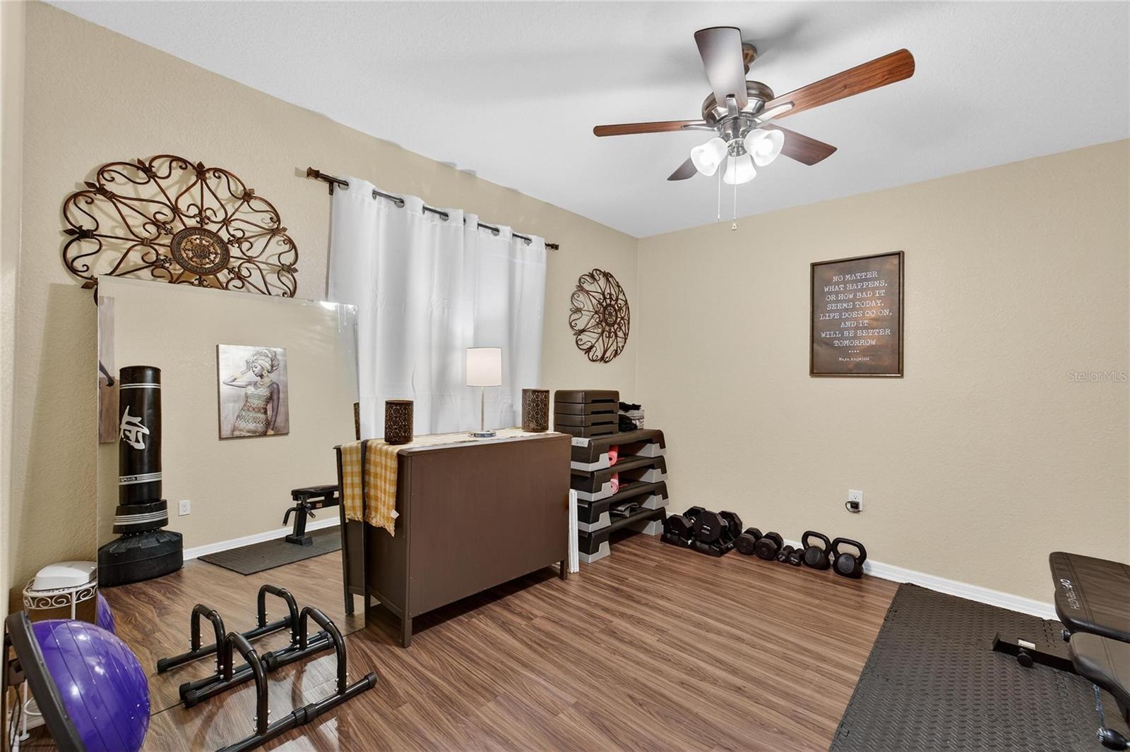 2963 CREEKS CROSSING BOULEVARD