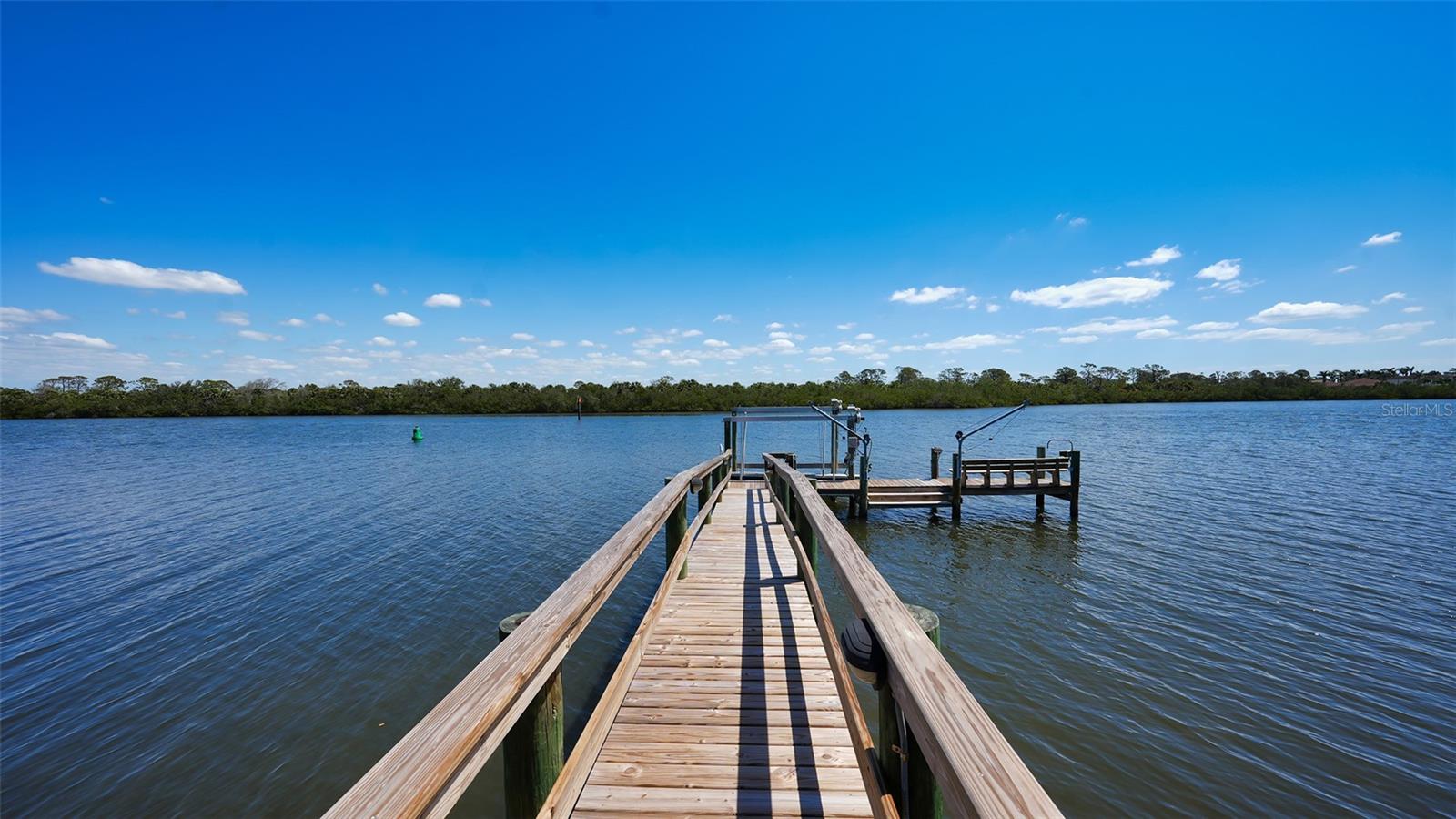 MANASOTA KEY - Residential