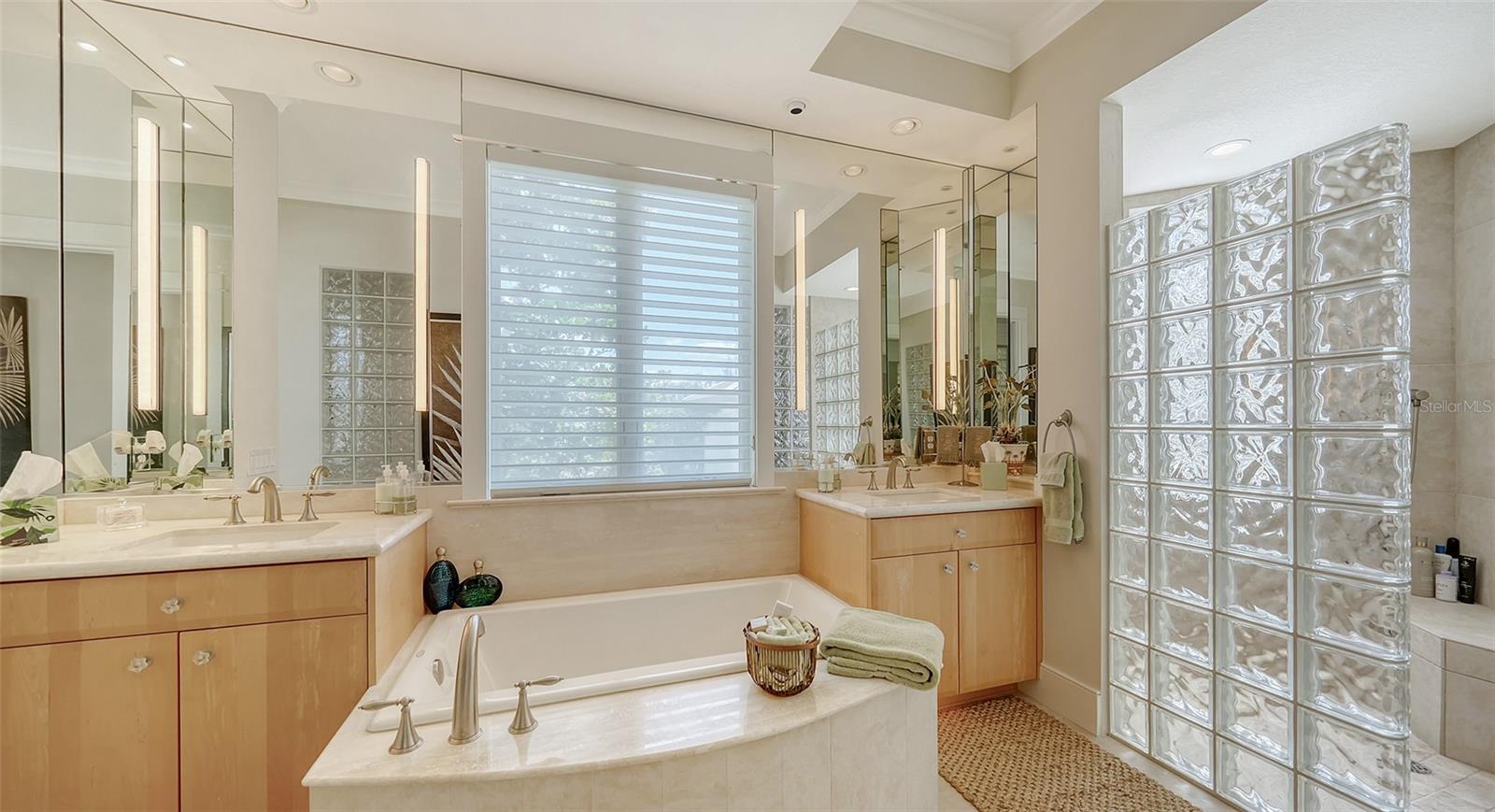 MANASOTA KEY - Residential