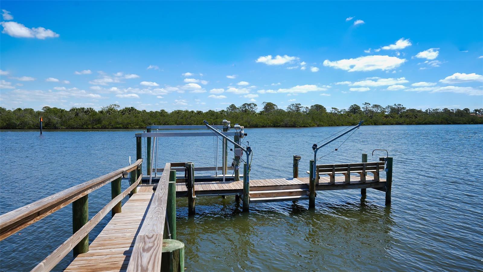 MANASOTA KEY - Residential