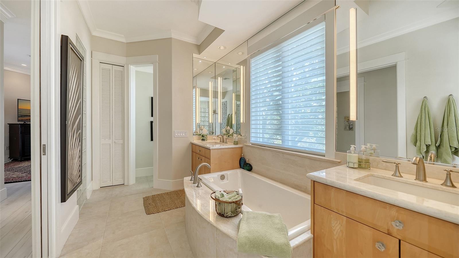 MANASOTA KEY - Residential