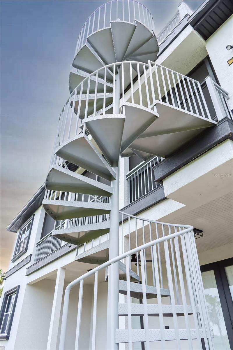 SAND BAY - Residential