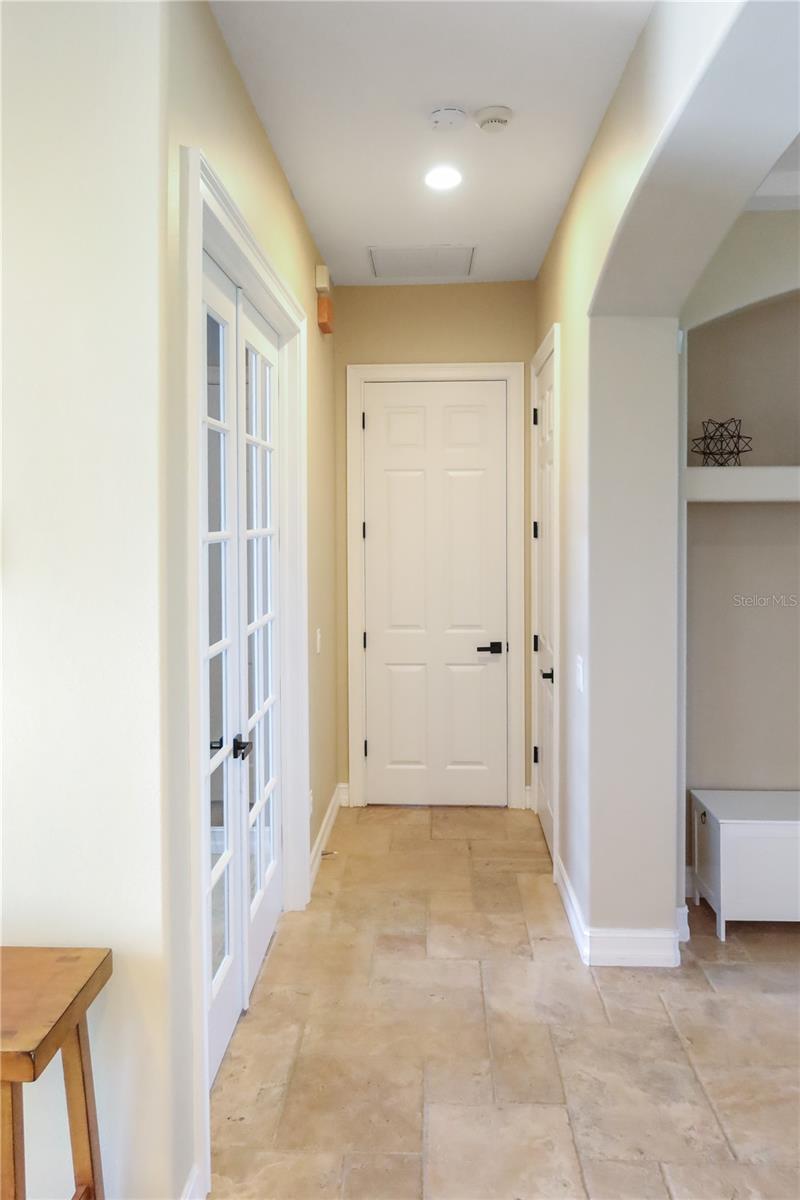 SAND BAY - Residential