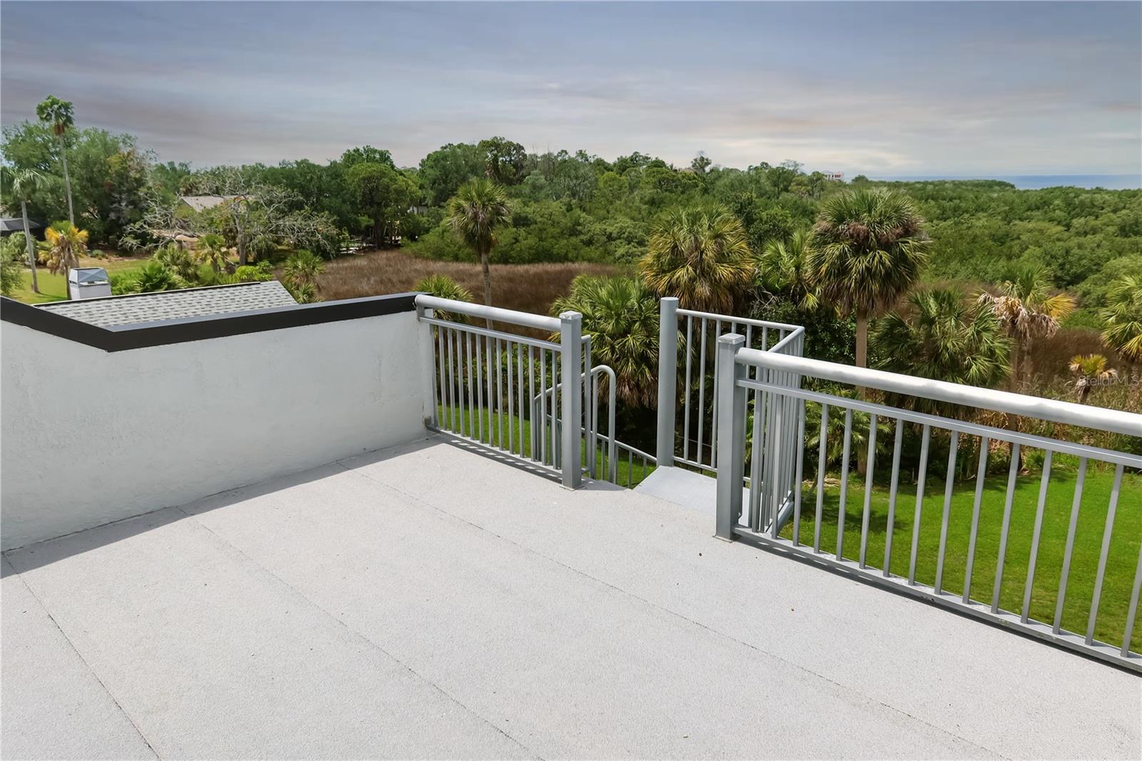 SAND BAY - Residential