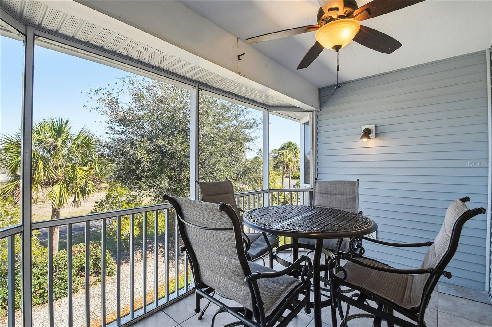 TOWNHOMES/CAPE HAZE - Residential