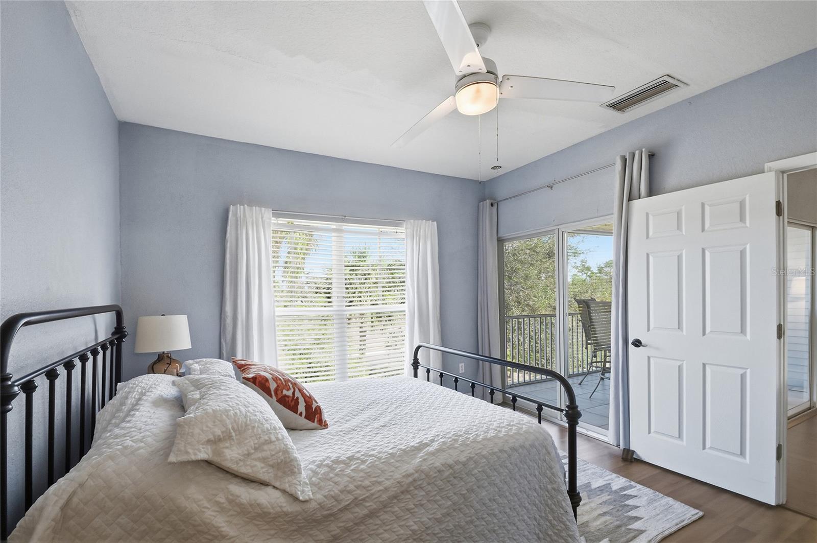 TOWNHOMES/CAPE HAZE - Residential