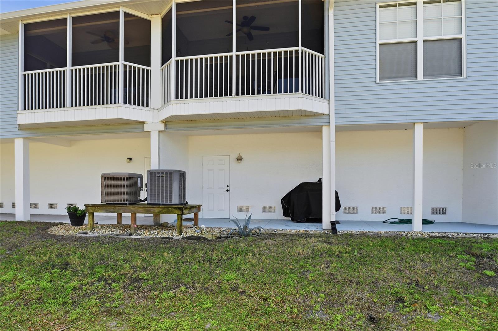 TOWNHOMES/CAPE HAZE - Residential