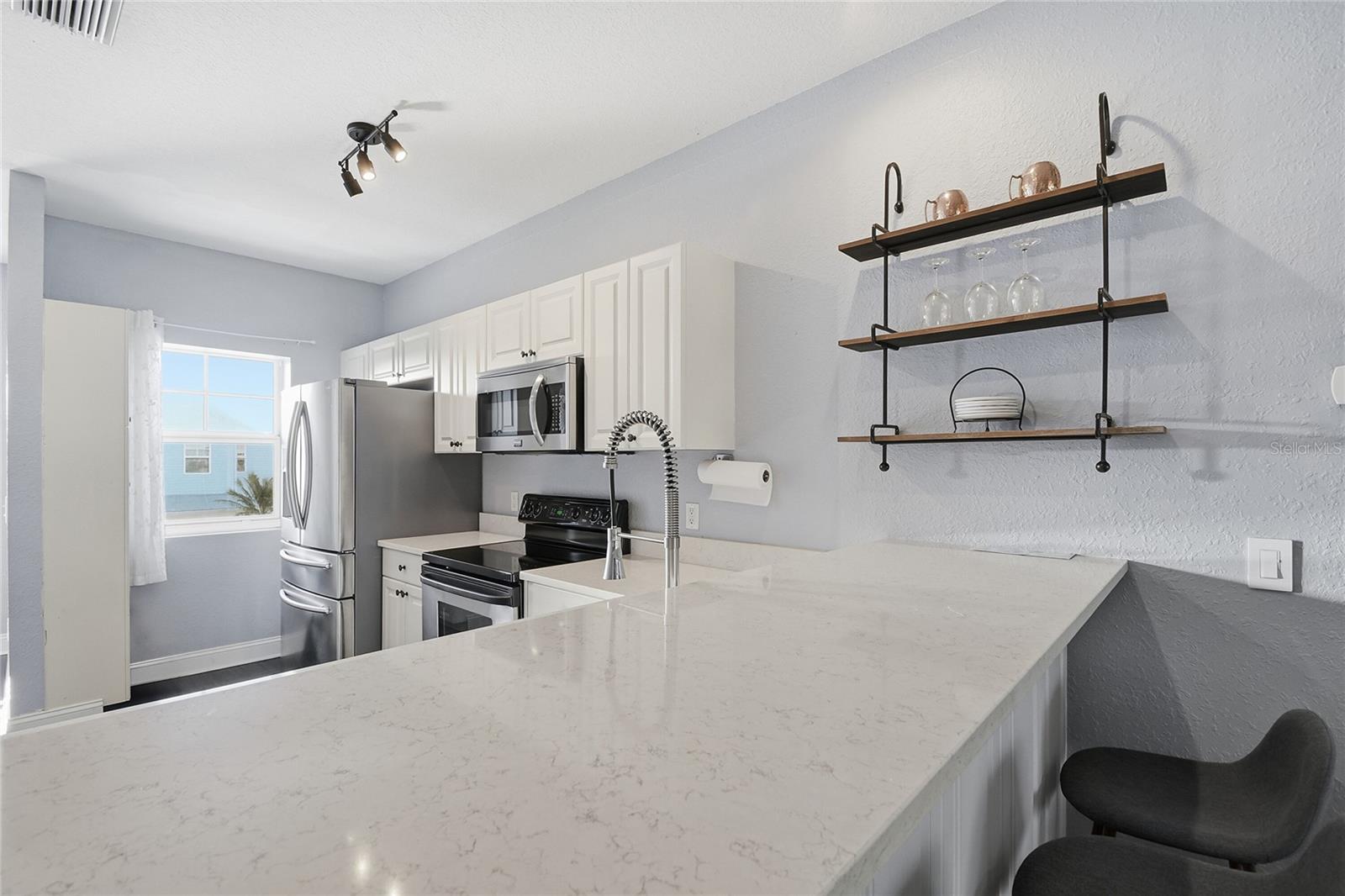 TOWNHOMES/CAPE HAZE - Residential