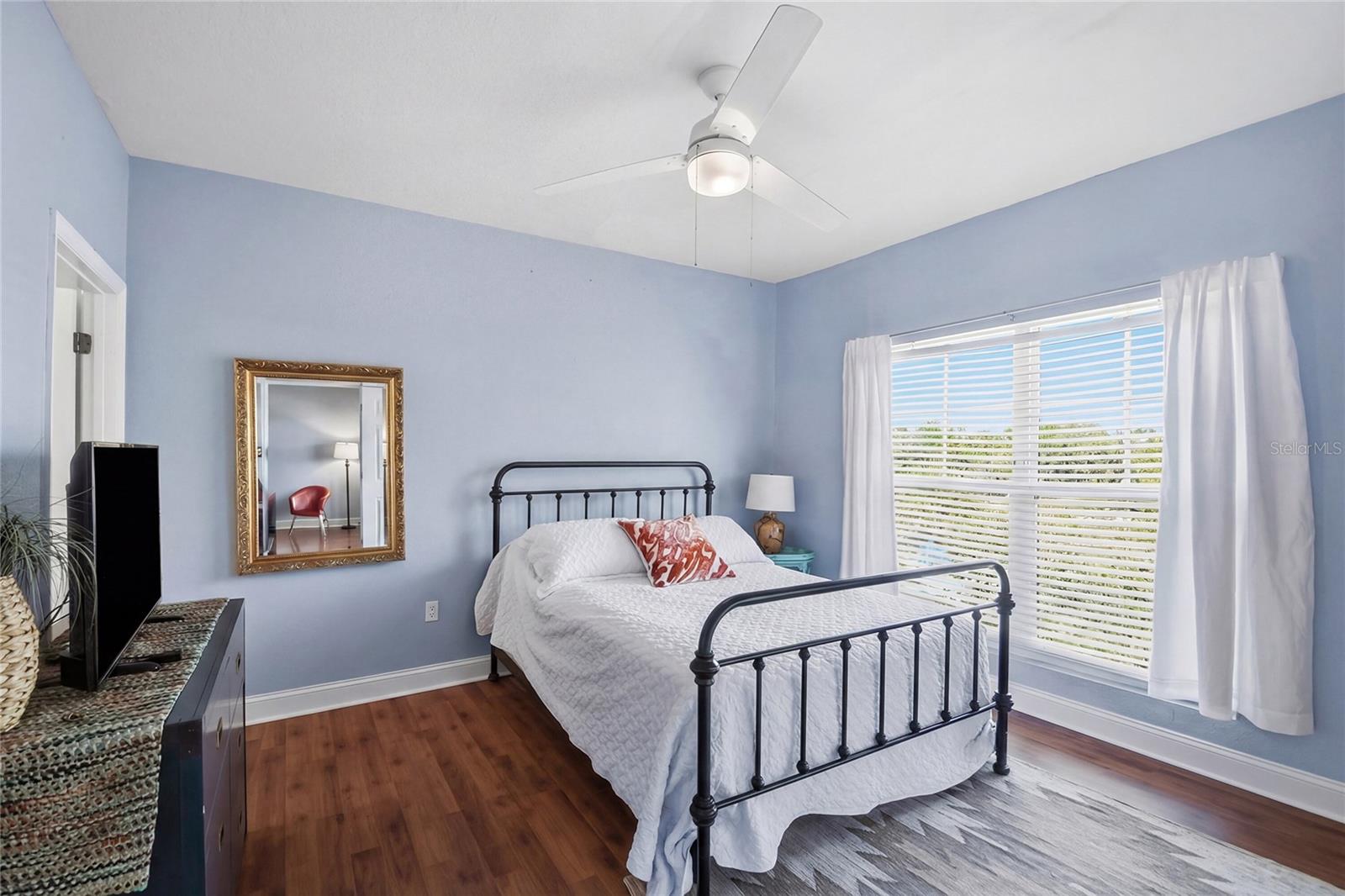 TOWNHOMES/CAPE HAZE - Residential