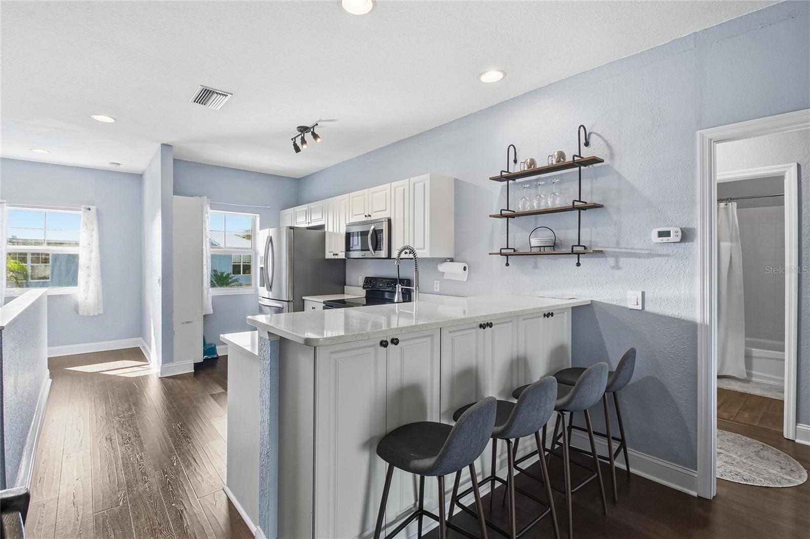 TOWNHOMES/CAPE HAZE - Residential