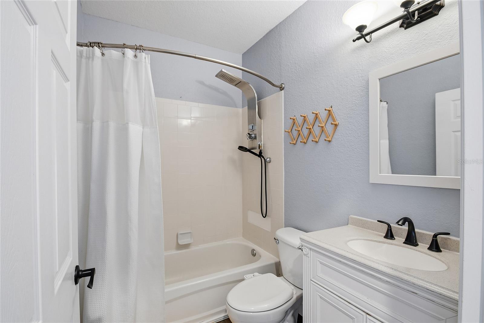 TOWNHOMES/CAPE HAZE - Residential