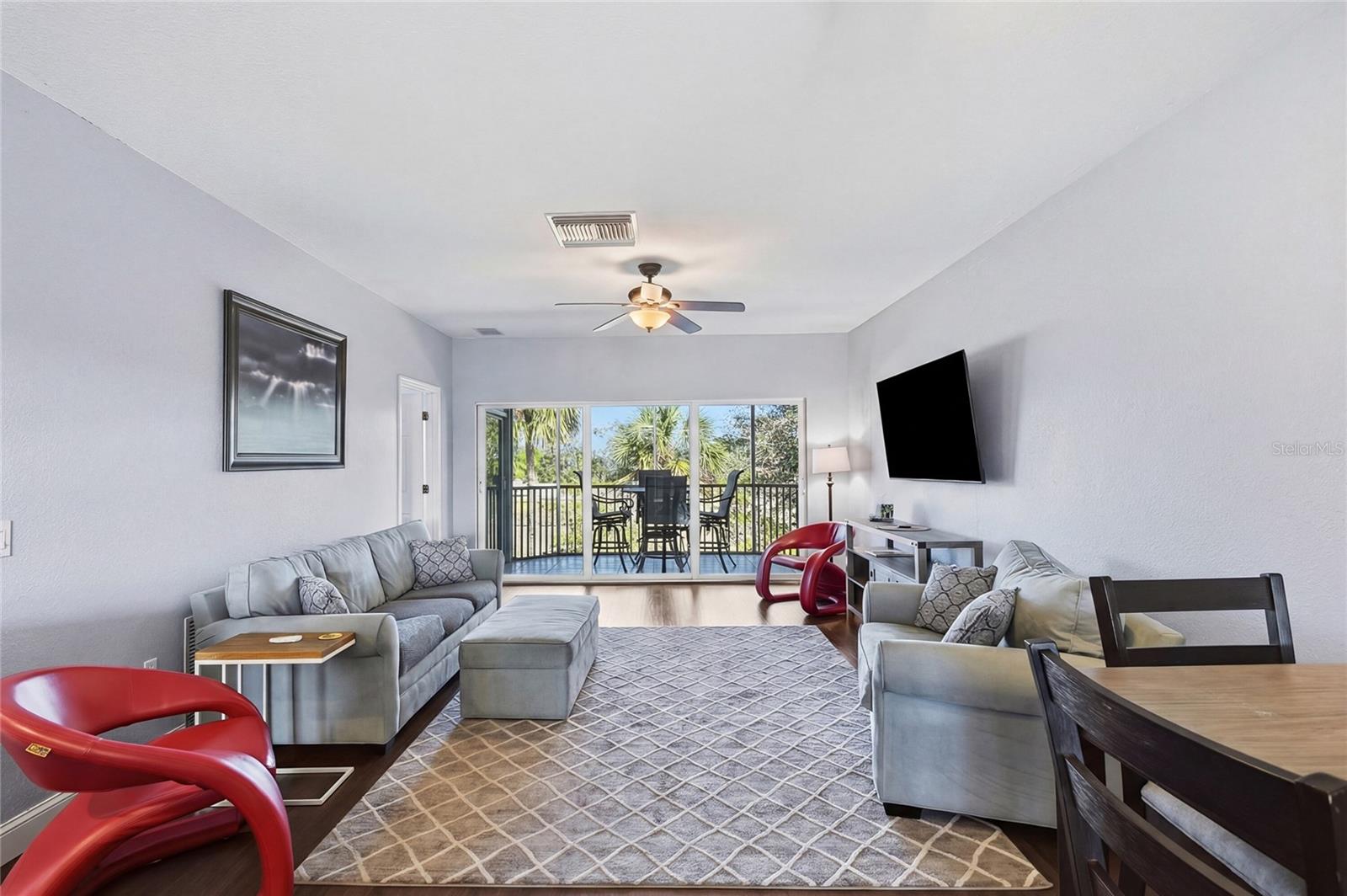 TOWNHOMES/CAPE HAZE - Residential