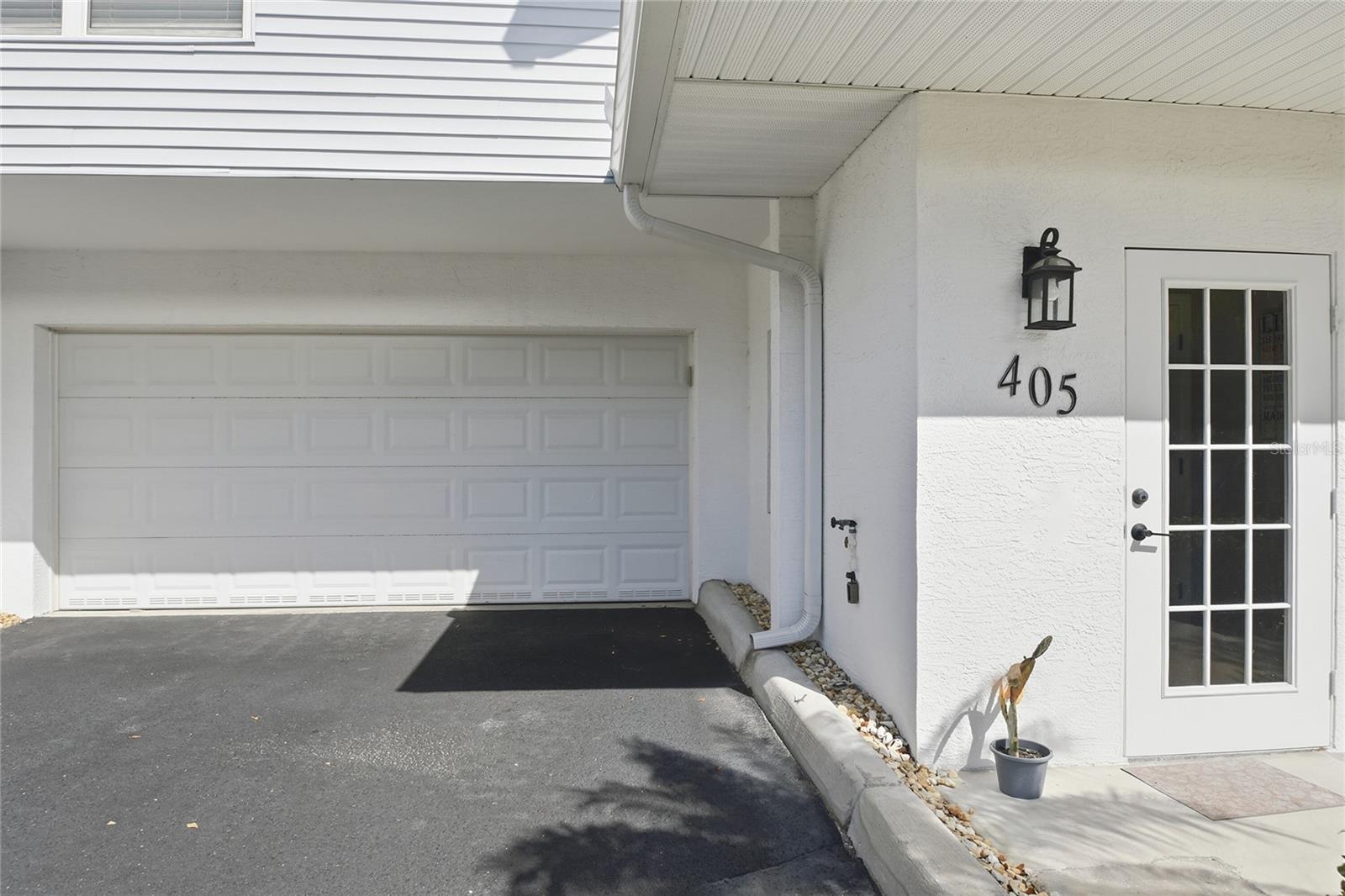 3921 CAPE HAZE DRIVE 405