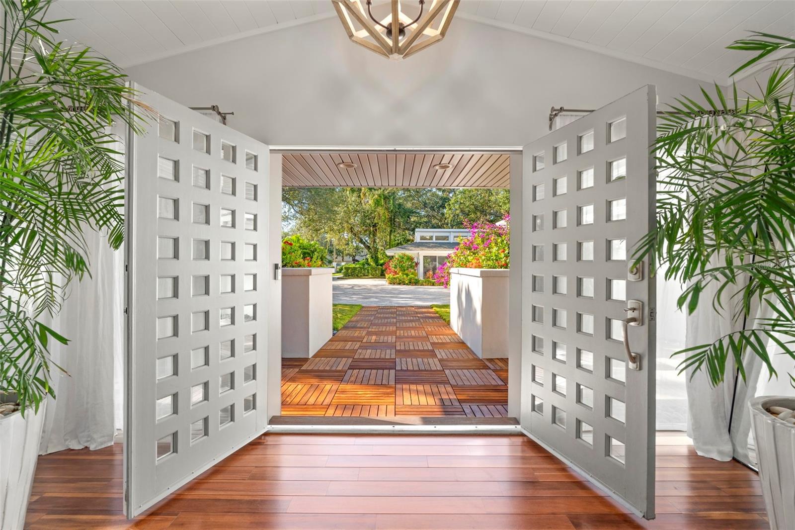 HARBOR ACRES - Residential