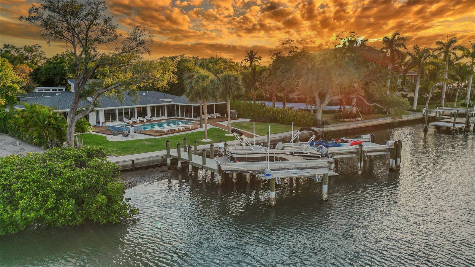 HARBOR ACRES - Residential