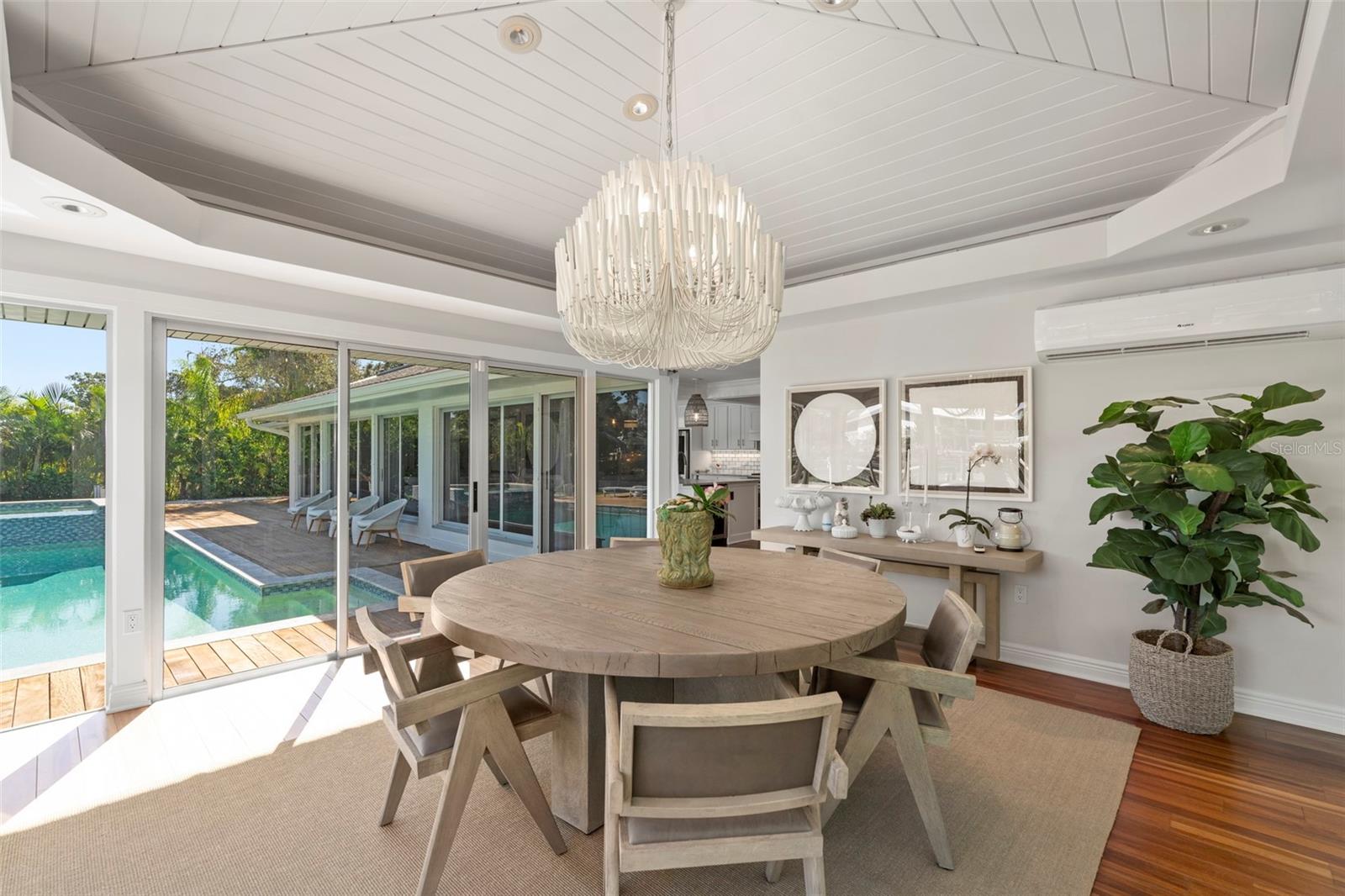 HARBOR ACRES - Residential