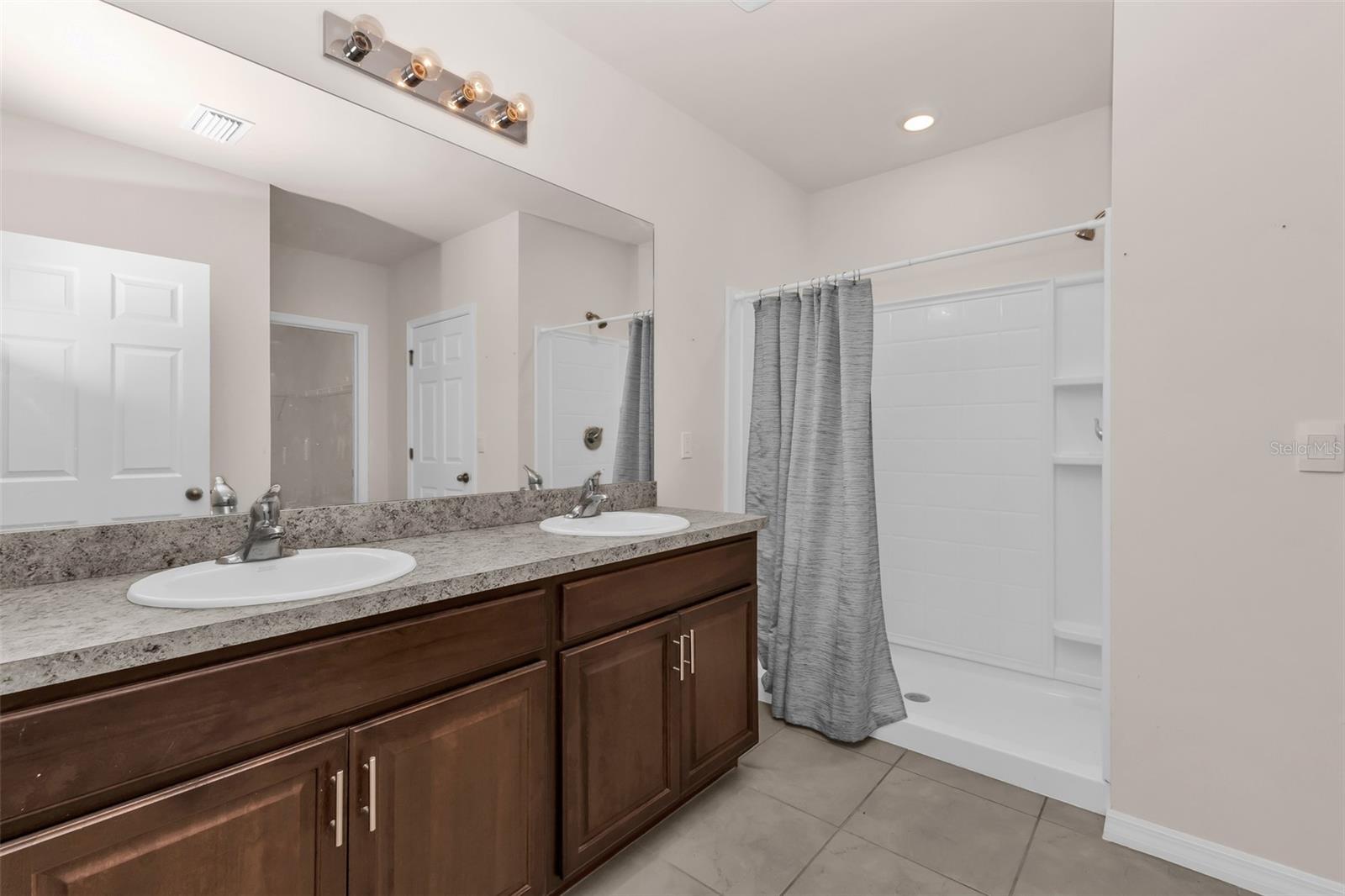 DEEP CREEK SECT 20 - Residential