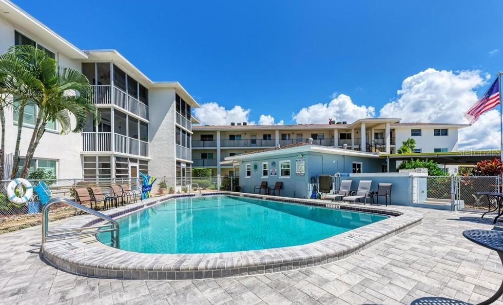 HOLIDAY APTS - Residential Lease