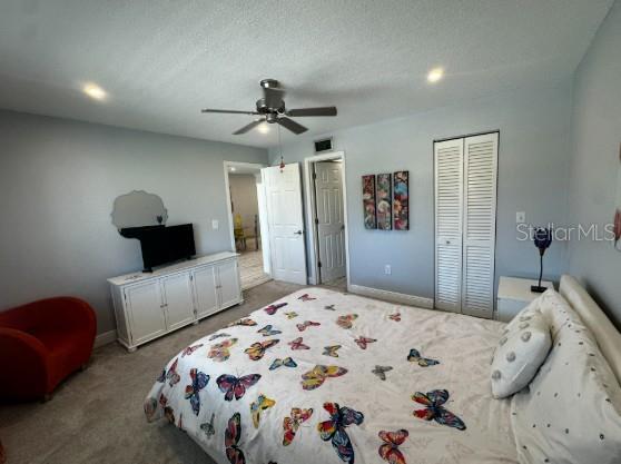 HOLIDAY APTS - Residential Lease