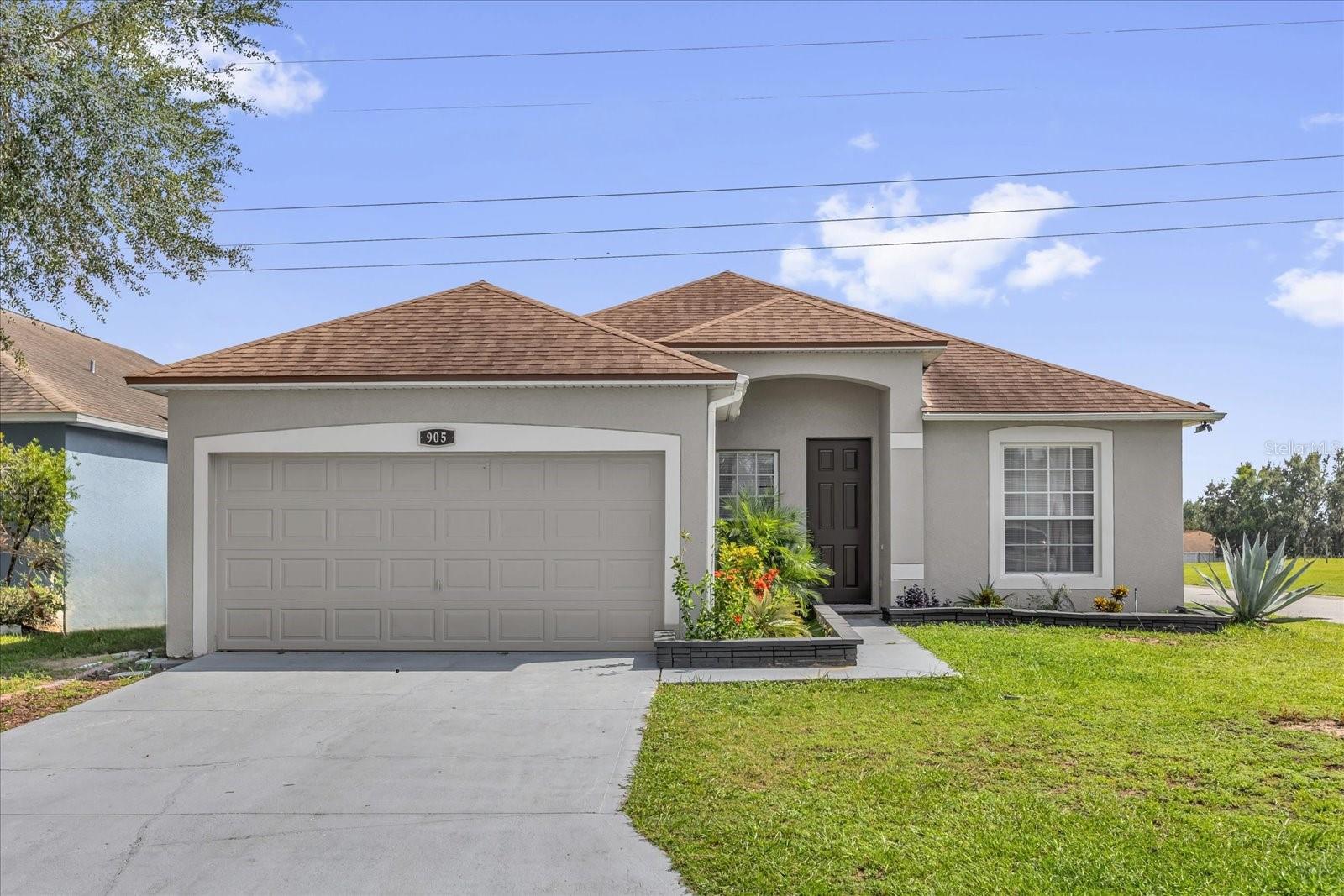 905 KNOLLWOOD DRIVE