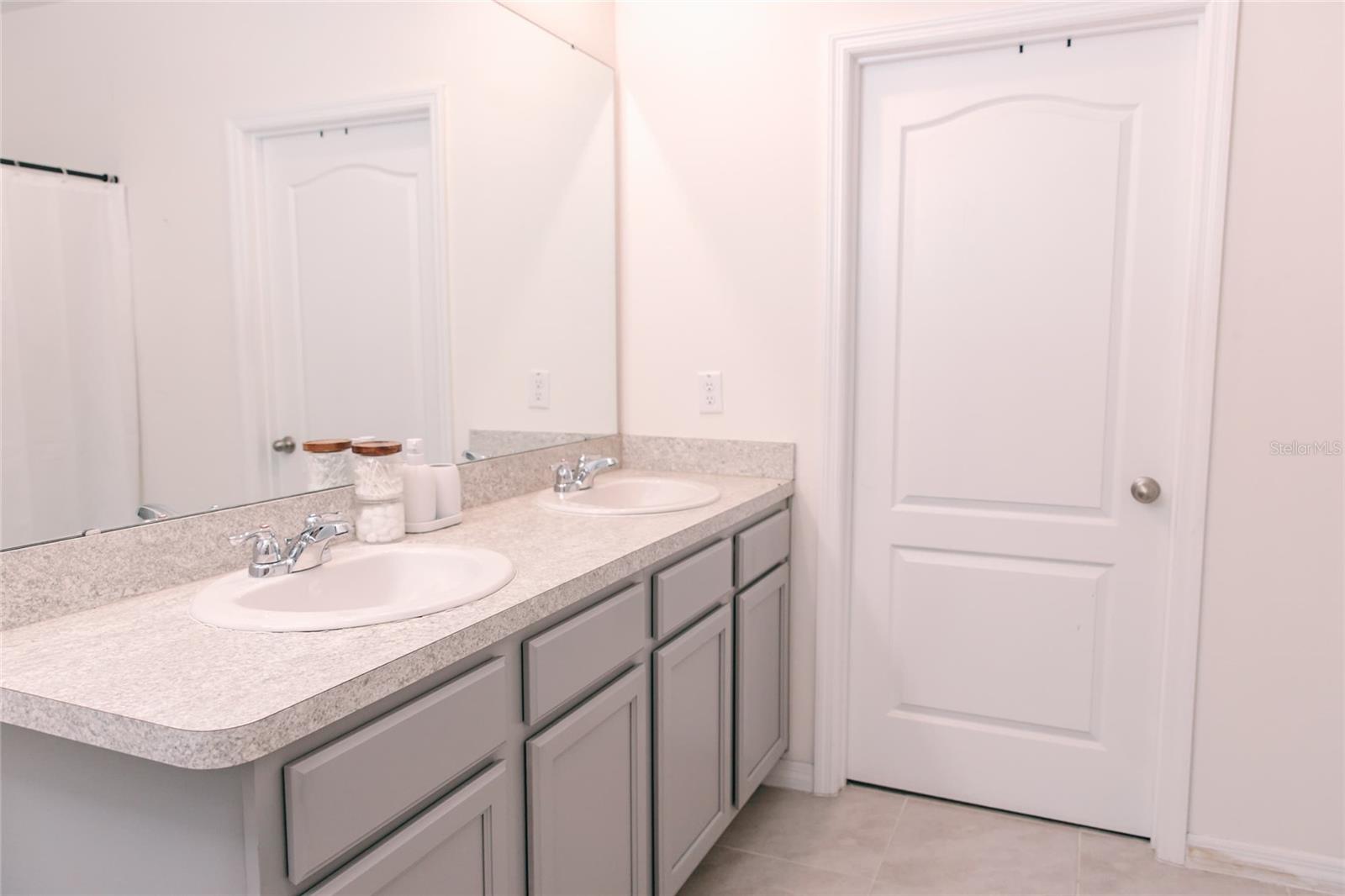 AUBURN GROVE PH II - Residential