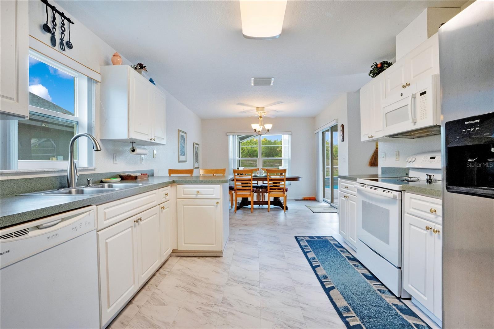NATURES EDGE GOLF ESTATES - Residential
