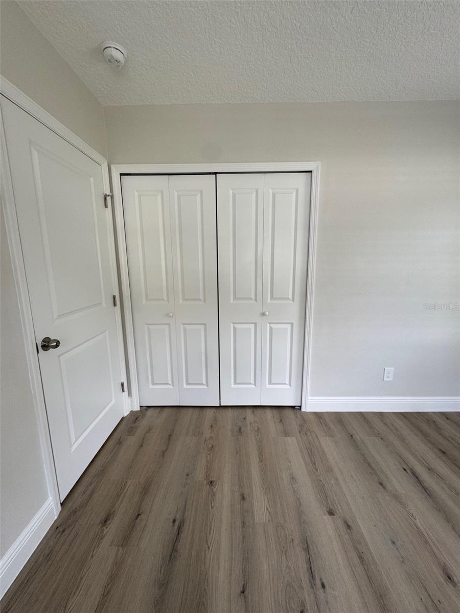 MCRAE & ROBSONS SUB - Residential Lease