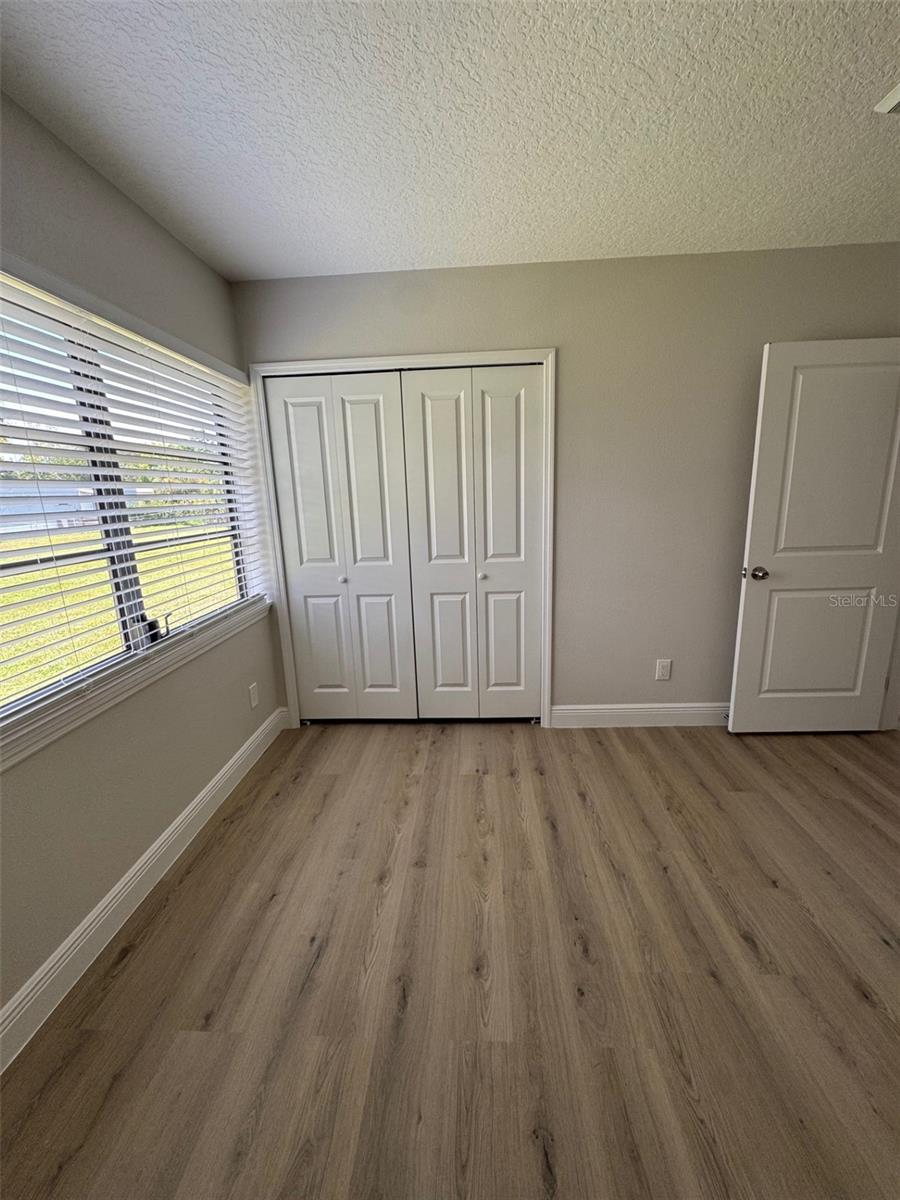 MCRAE & ROBSONS SUB - Residential Lease