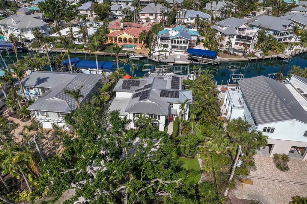 HARBOR DRIVE WATERWAYS - Residential