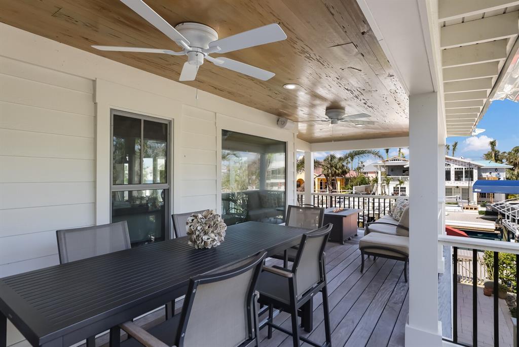 HARBOR DRIVE WATERWAYS - Residential