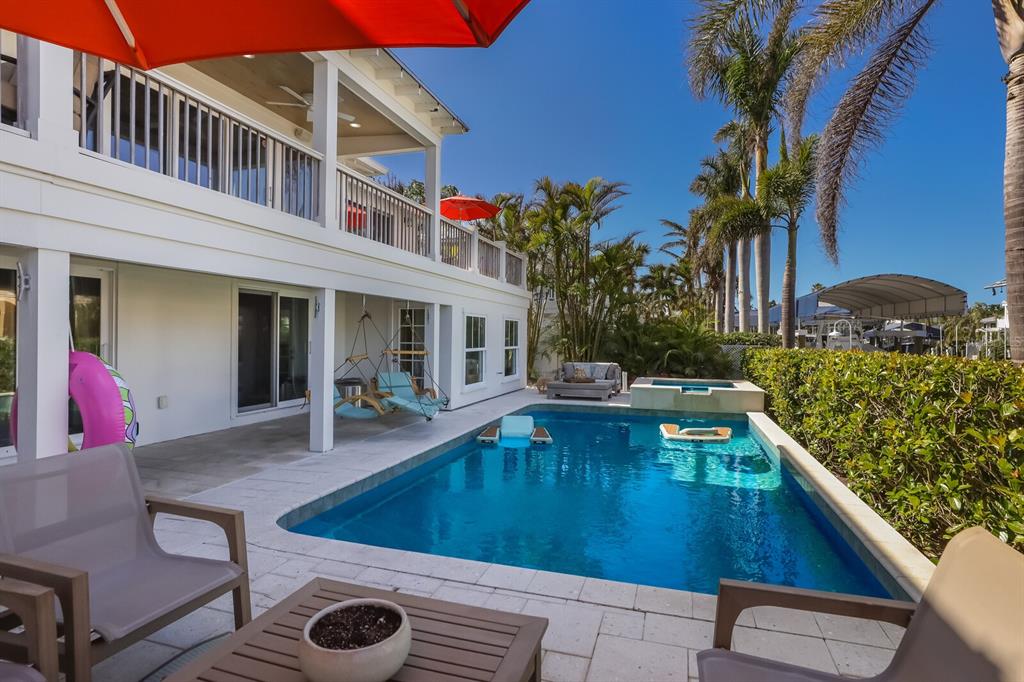 HARBOR DRIVE WATERWAYS - Residential