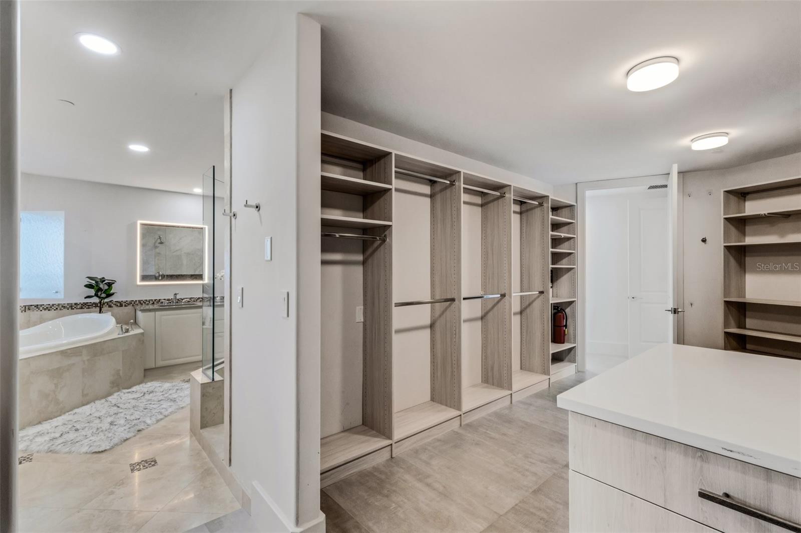 THE PHOENIX - Residential