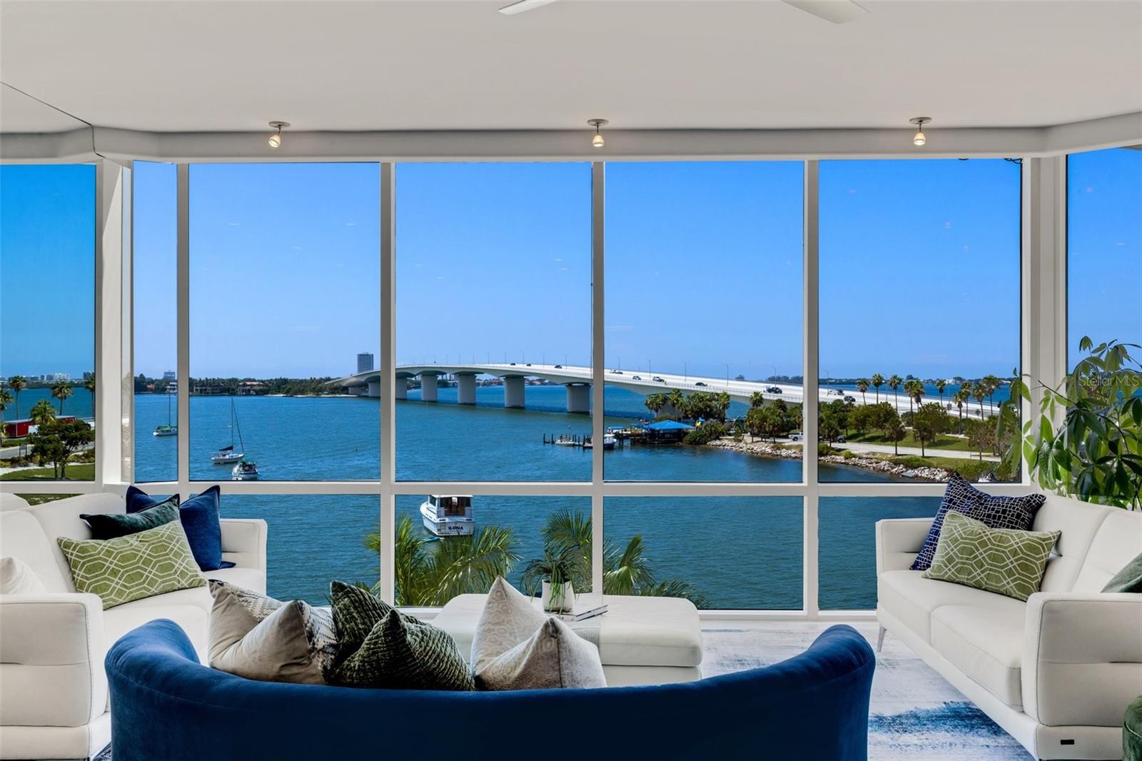 THE PHOENIX - Residential