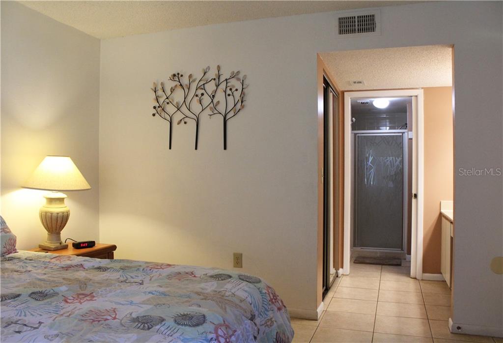 SHOREWALK BATH & TENNIS CLUB 21 - Residential Lease