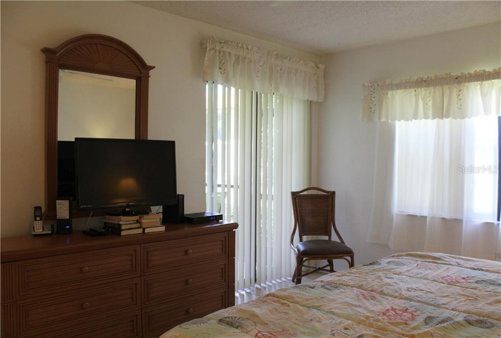 SHOREWALK BATH & TENNIS CLUB 21 - Residential Lease