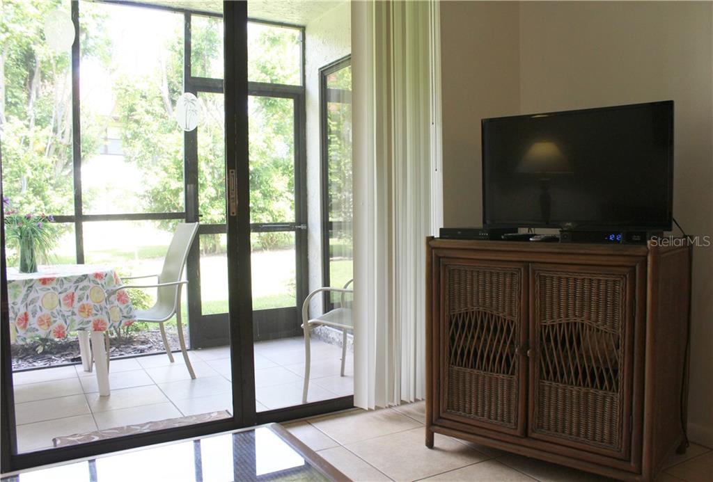 SHOREWALK BATH & TENNIS CLUB 21 - Residential Lease