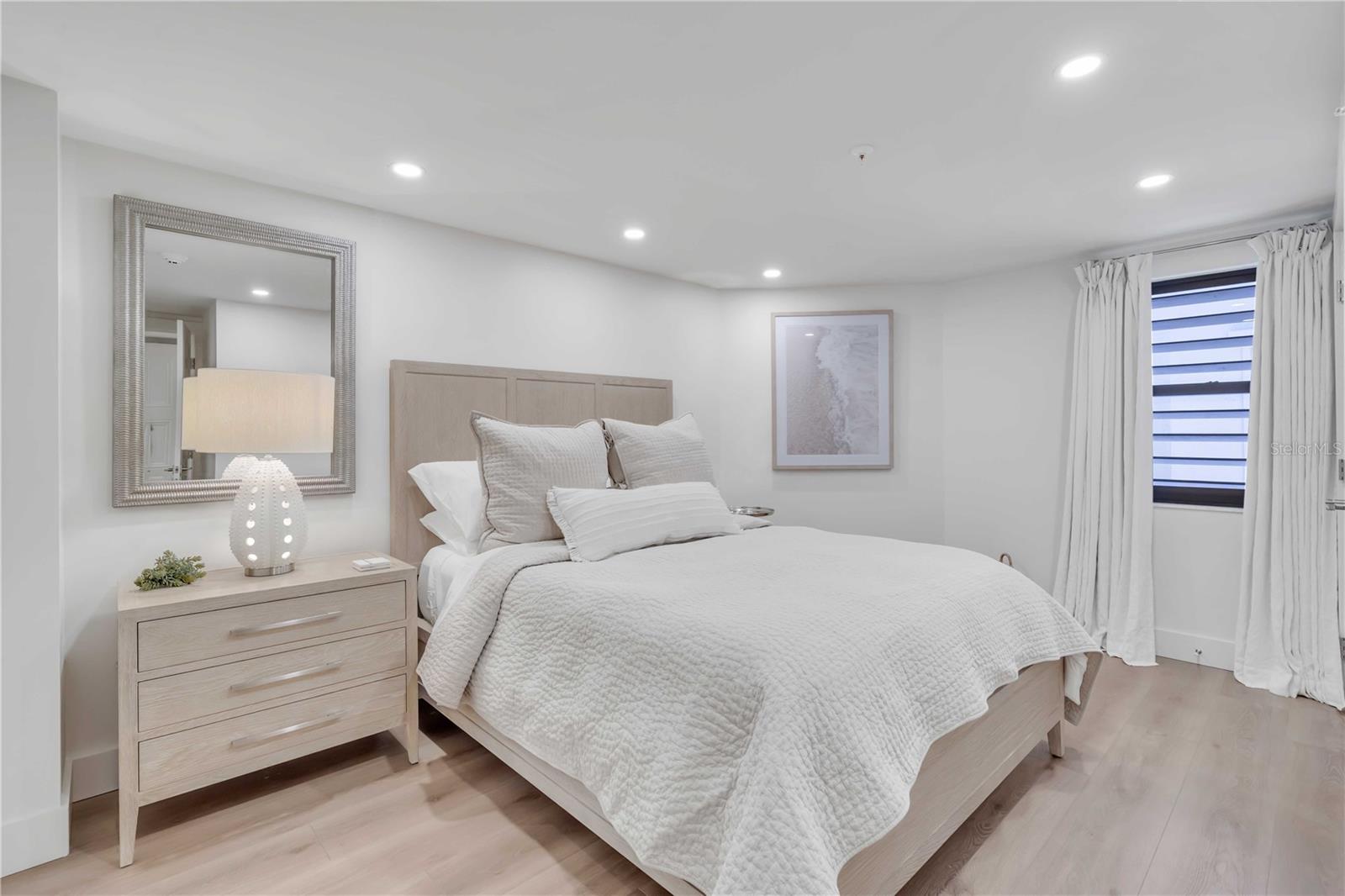 AVIGNON VILLAS - Residential Lease