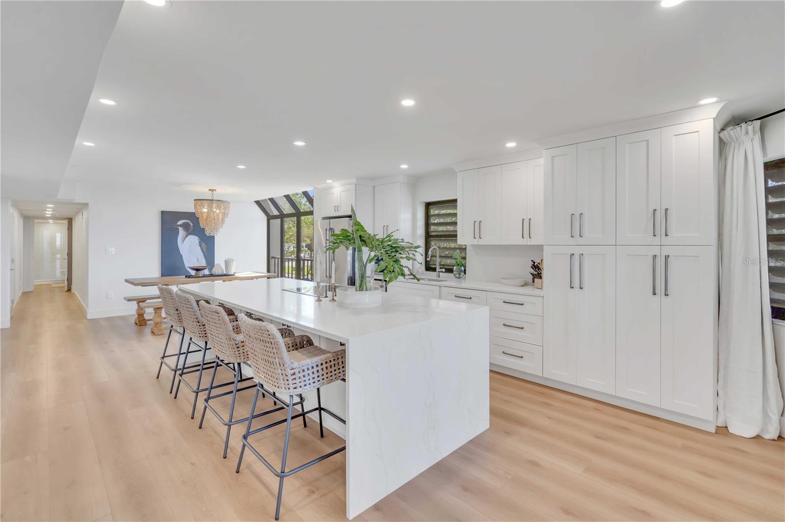 AVIGNON VILLAS - Residential Lease