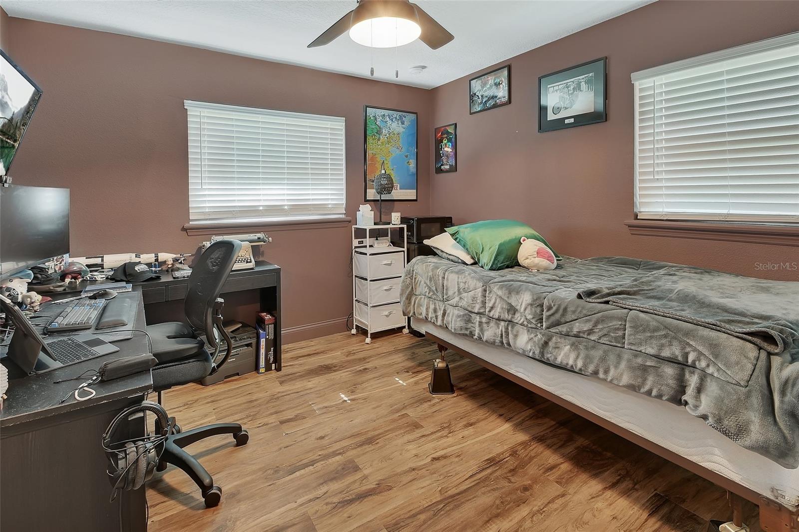 DOMINGO REYES GRANT - Residential