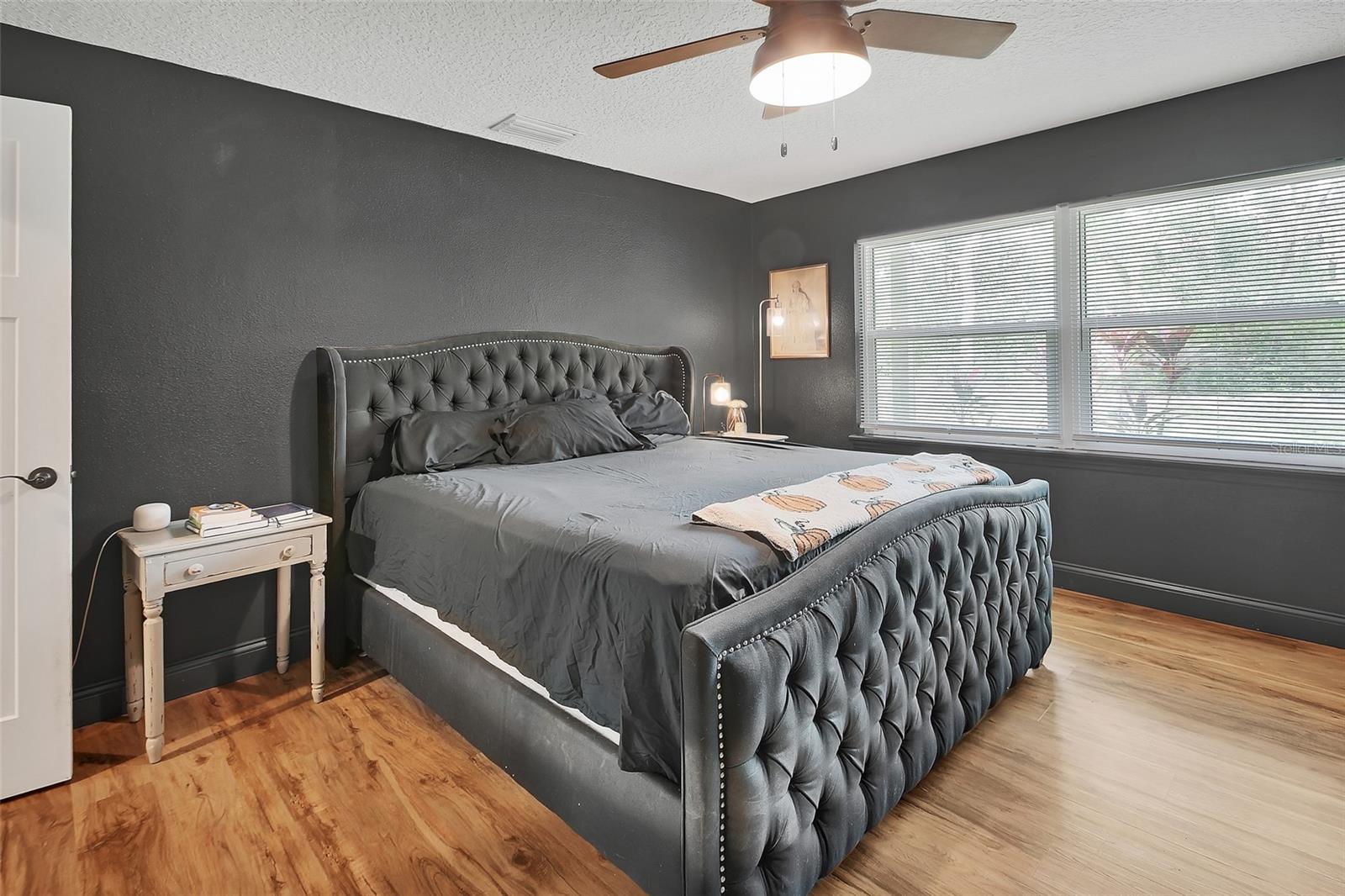 DOMINGO REYES GRANT - Residential