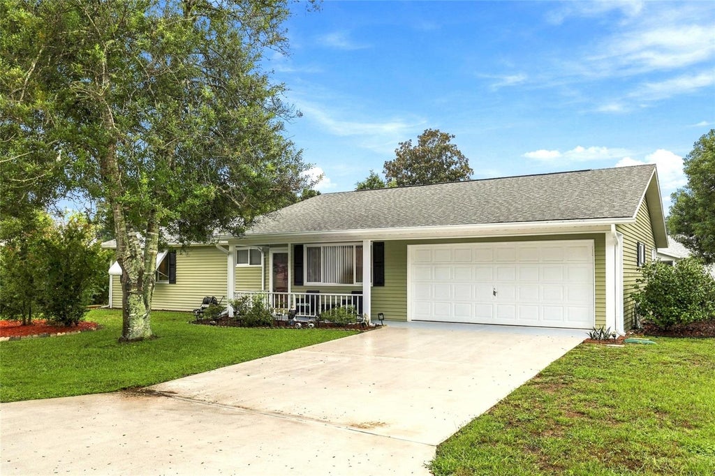 Photo of 11436 SW 84th Court Road, Ocala, FL 34481 (MLS # OM733565)