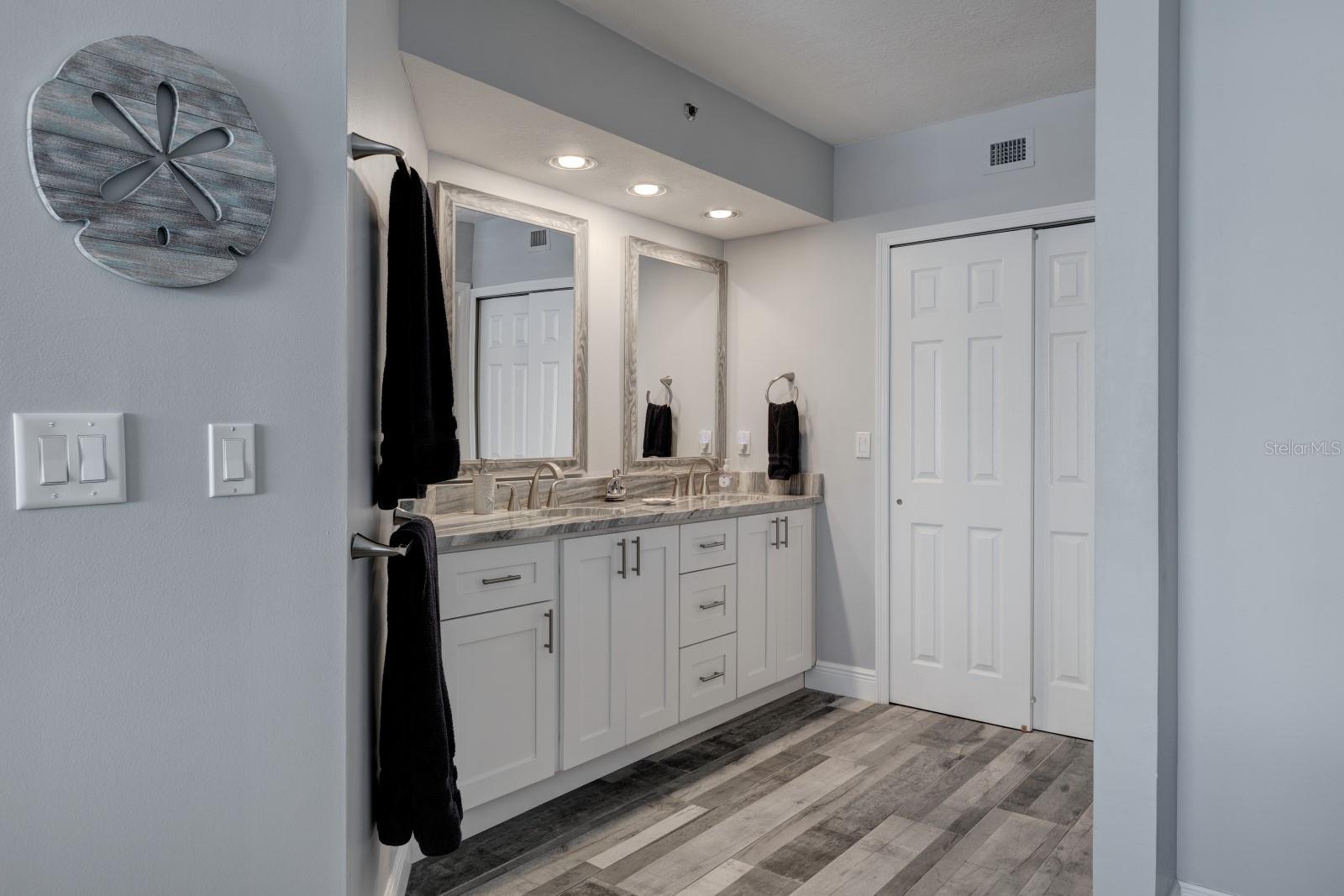 Ebb Tide Condo - Residential