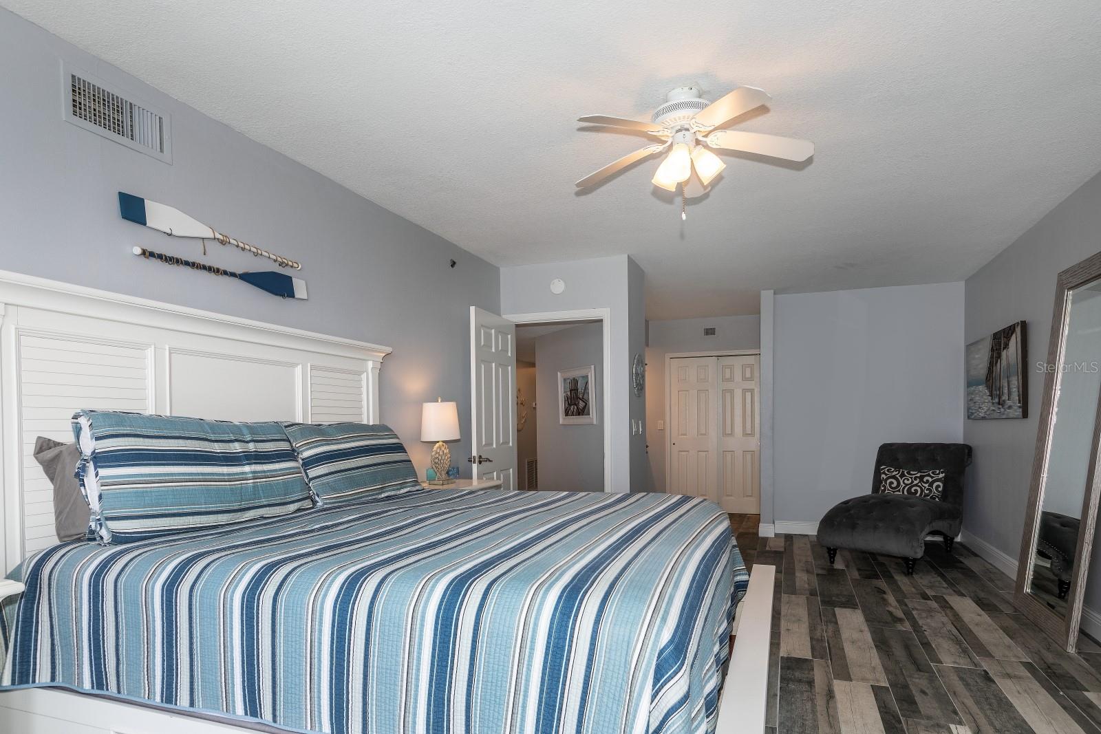 Ebb Tide Condo - Residential