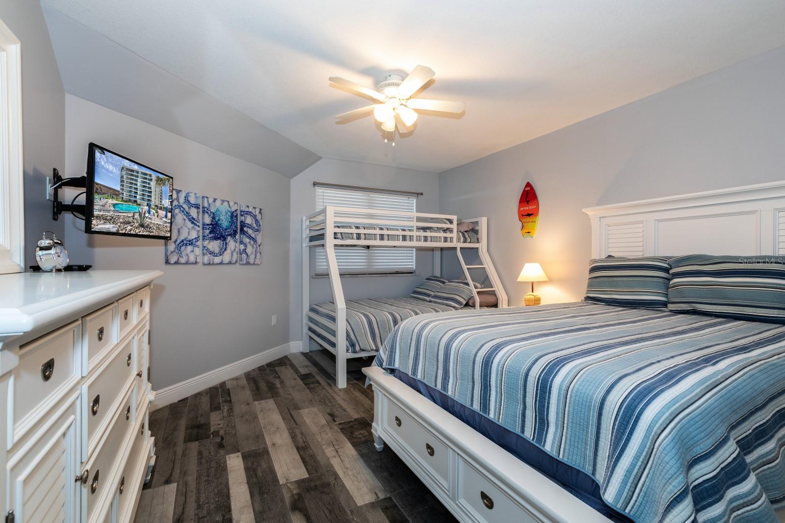 Ebb Tide Condo - Residential