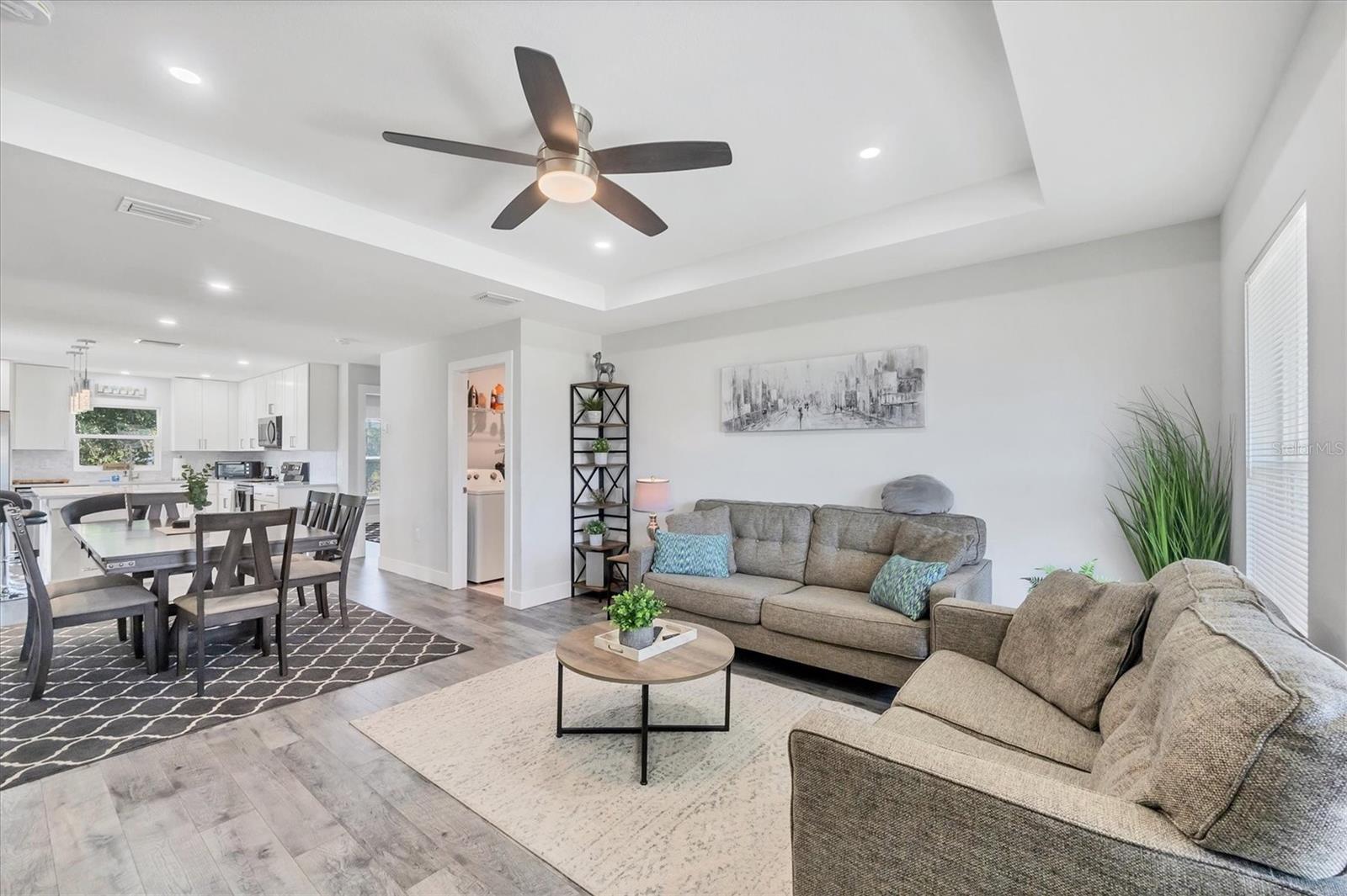 WARM MINERAL SPGS - Residential Income